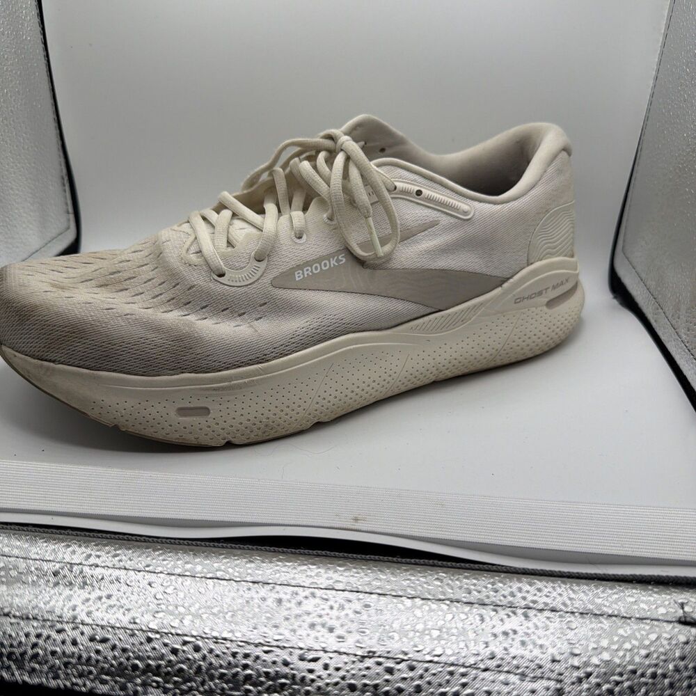 Brooks Ghost Max Men’s Size 12.5 1104061D174 Coconut White‎ Sand Chateau - Picture 7 of 10